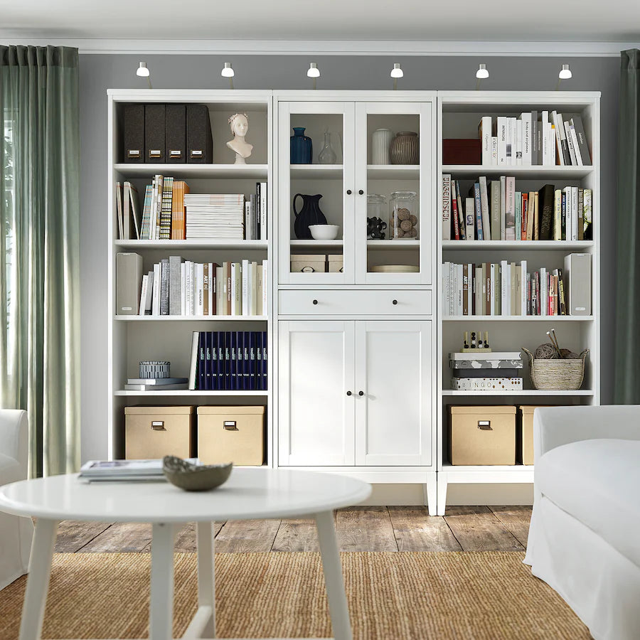 ID151 White Display Unit – 346cm x 39cm x 211cm