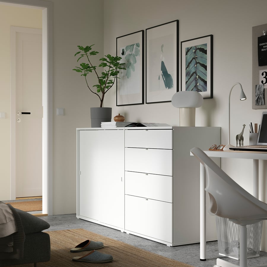Vihaltra Storage/Drawer combination  - 165x47x90cm.