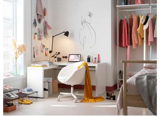 Calm Desk with pull-out leaf, 151x65x73cm