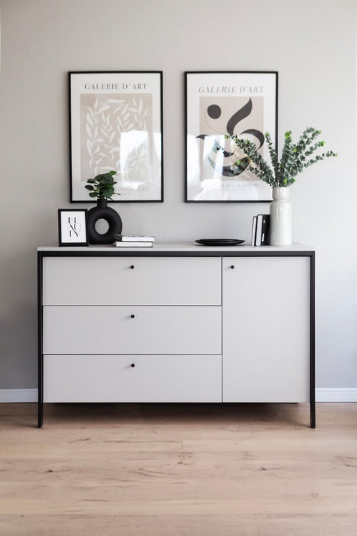 Zyra Buffet Sideboard – 137cm x 49cm x 90cm