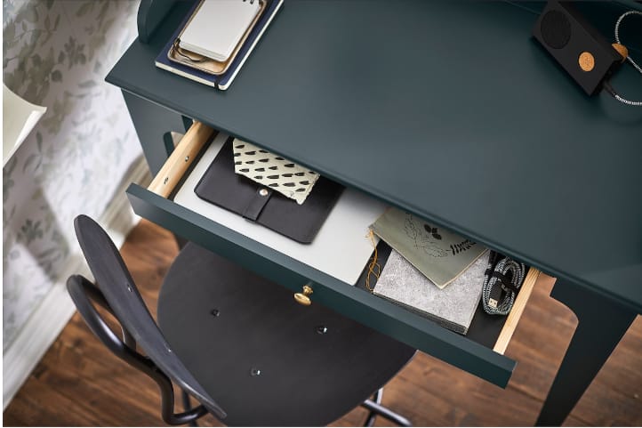 LM  Desk Green – 90cm x 54cm x 105cm